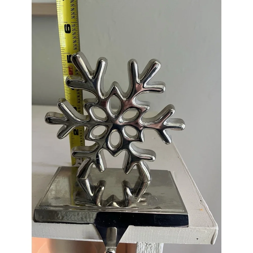 Snowflake Christmas Stocking Hanger Hook Holder Mantle Fireplace Silver Metal